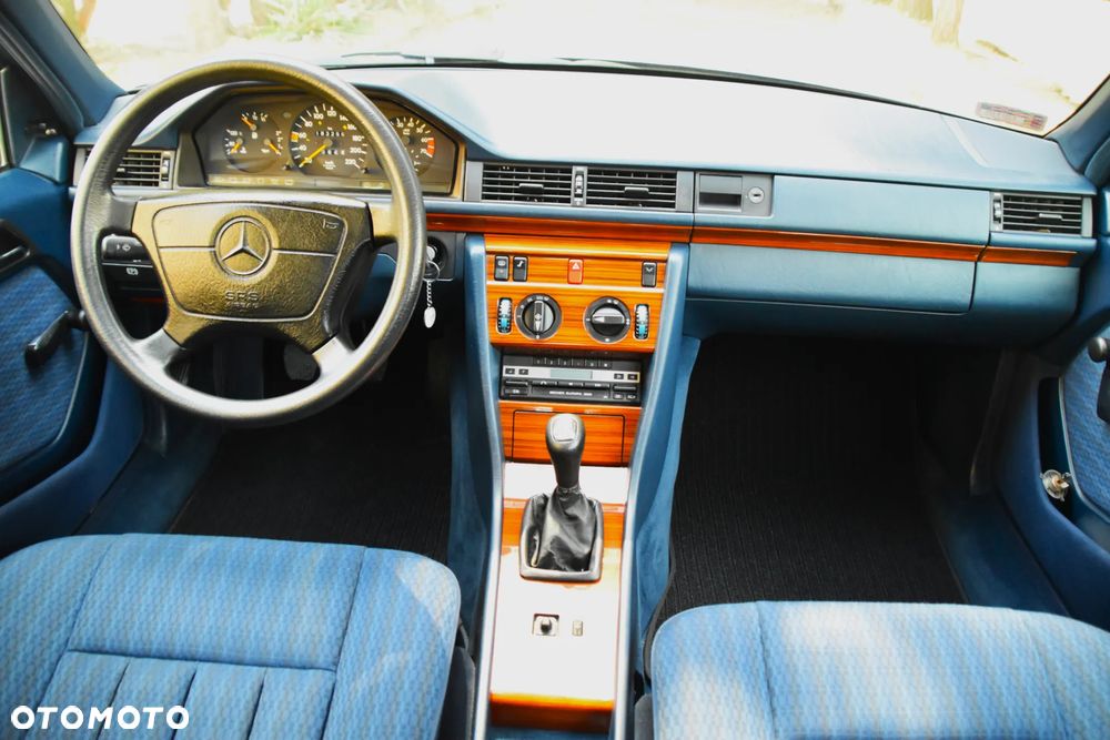 Mercedes-Benz Klasa E - 5