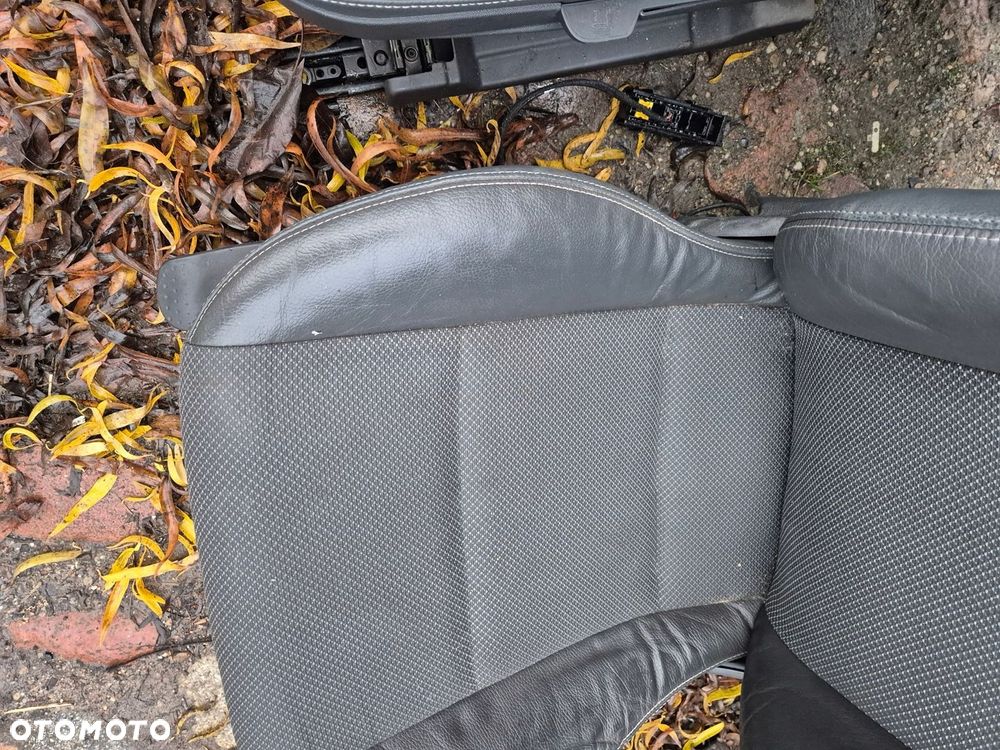 fotele kanapa tapicerka Opel Meriva A OPC - 15