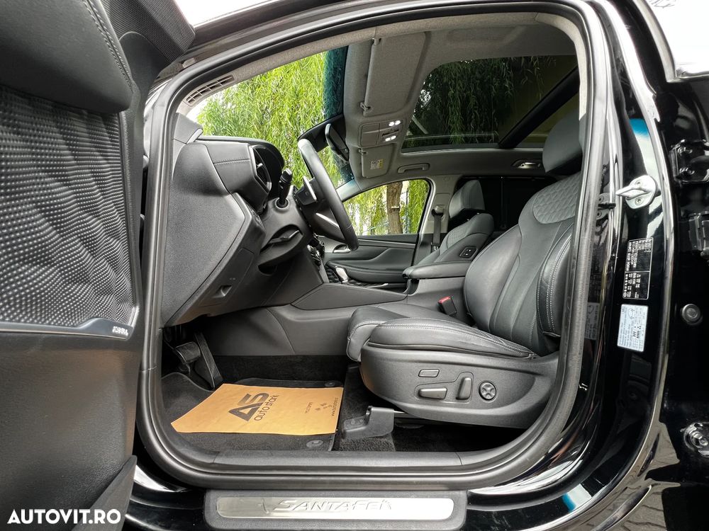 Hyundai Santa Fe 2.2 CRDi 4WD 8AT Luxury - 17