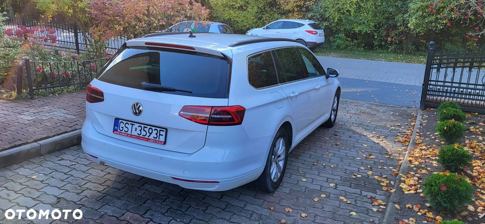 Volkswagen Passat 2.0 TDI (BlueMotion Technology) DSG Comfortline - 6