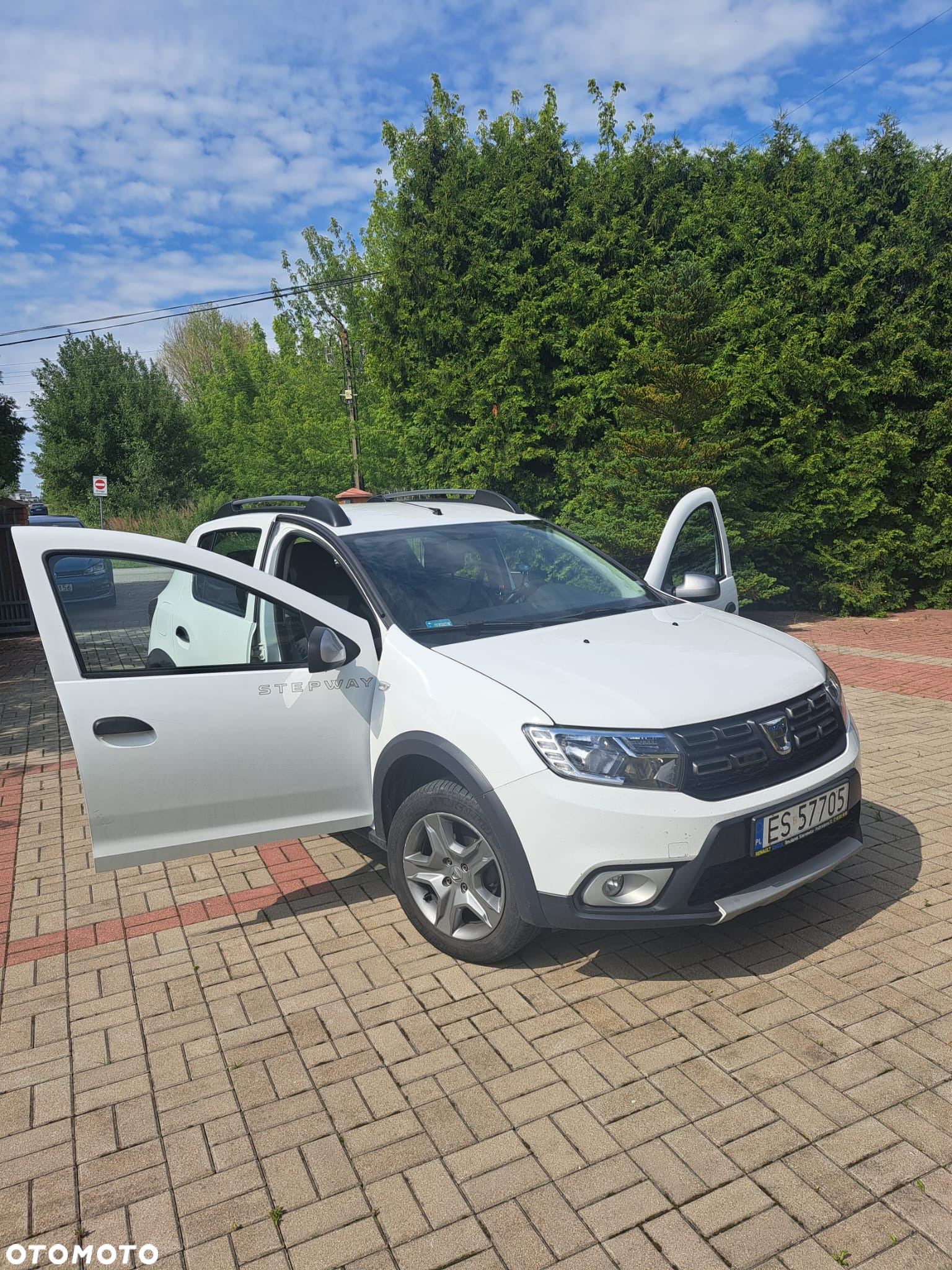 Dacia Sandero 0.9 TCe Connected by Orange S&S - 3