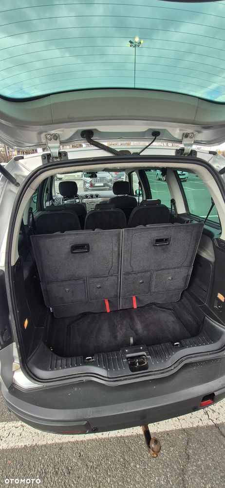 Ford Galaxy 2.0 Ghia - 7