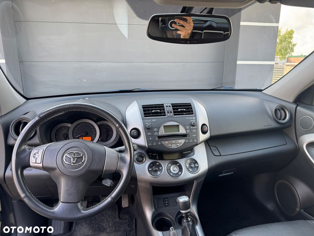 Toyota RAV4 2.2 D-CAT 4x4 Executive - 6