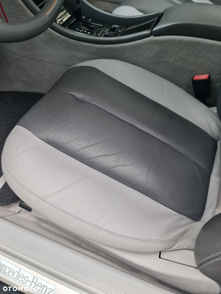 Mercedes-Benz CLK - 18