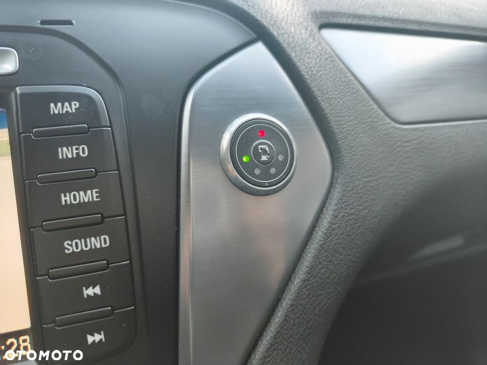 Ford Mondeo 2.0 FF Platinium X Plus (Titanium) - 24