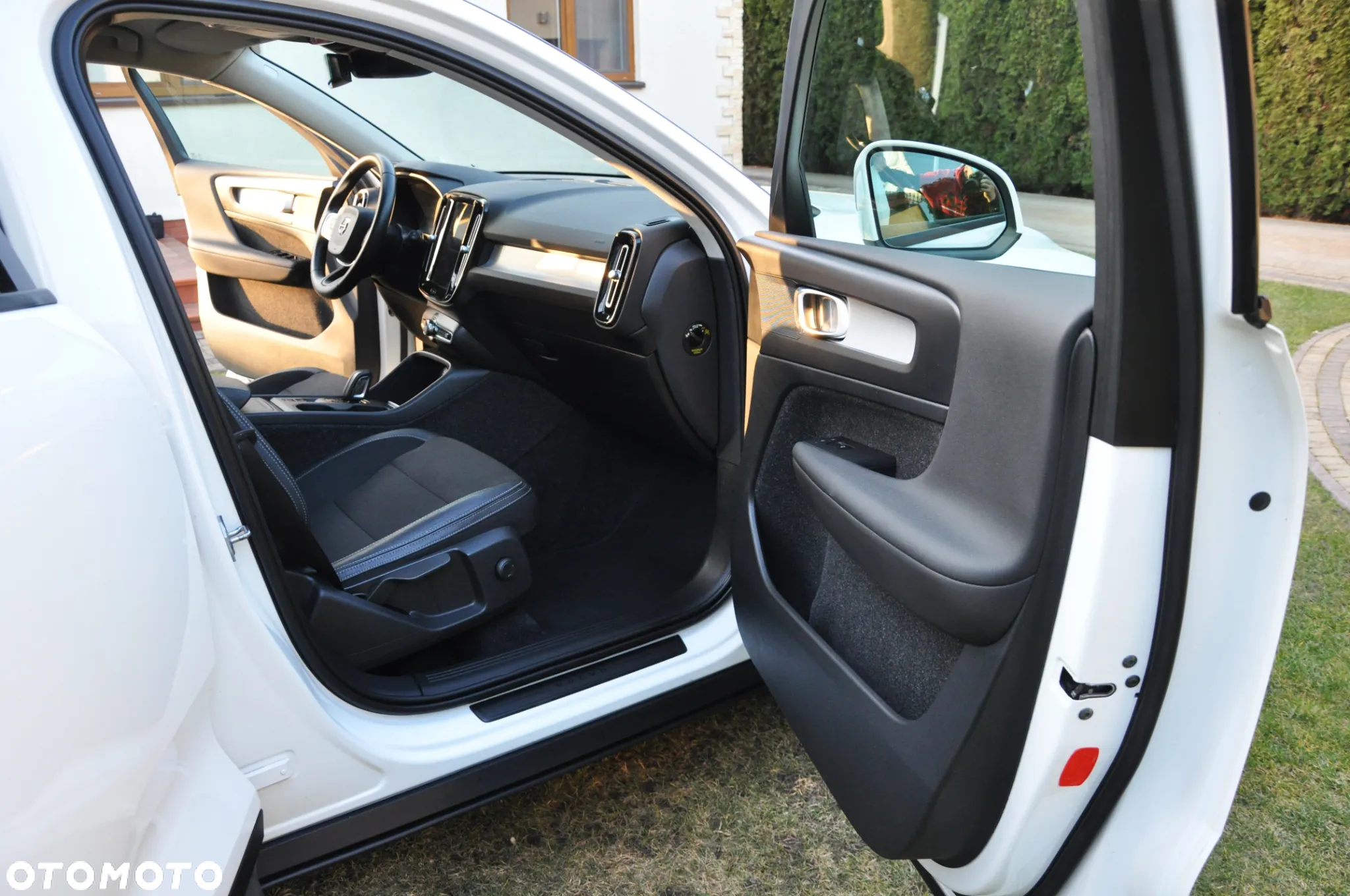 Volvo XC 40 D3 AWD Momentum Pro - 6