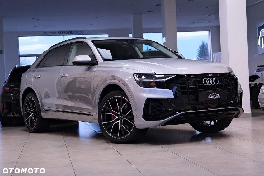 Audi Q8 55 TFSI quattro tiptronic - 2