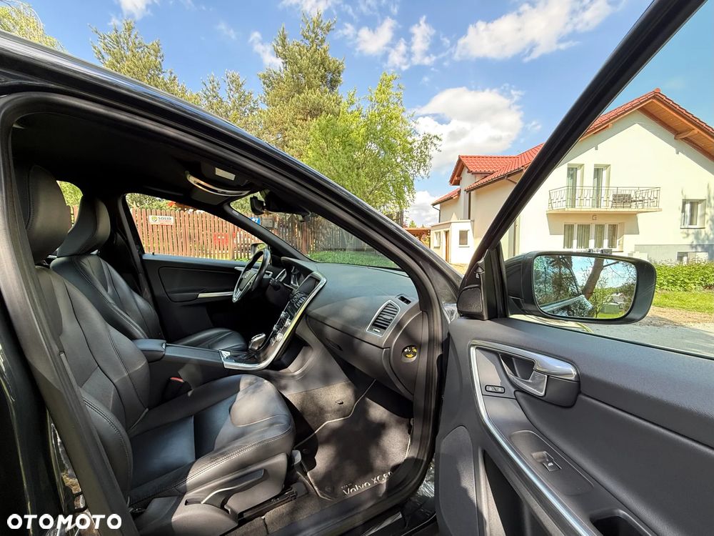 Volvo XC 60 D4 Geartronic Summum - 26