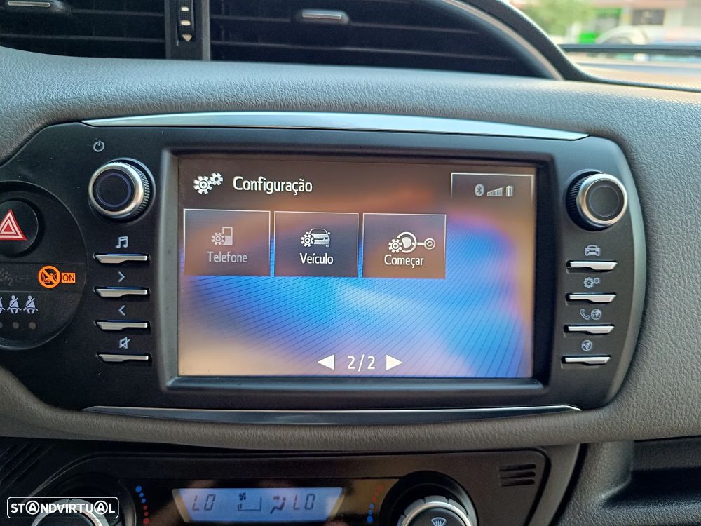Toyota Yaris 1.5 HDF Comfort - 43