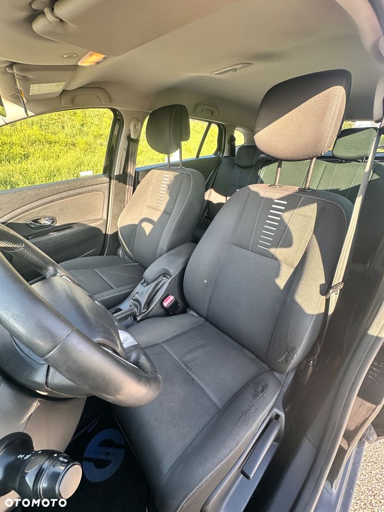 Renault Megane 1.5 dCi Authentique - 11