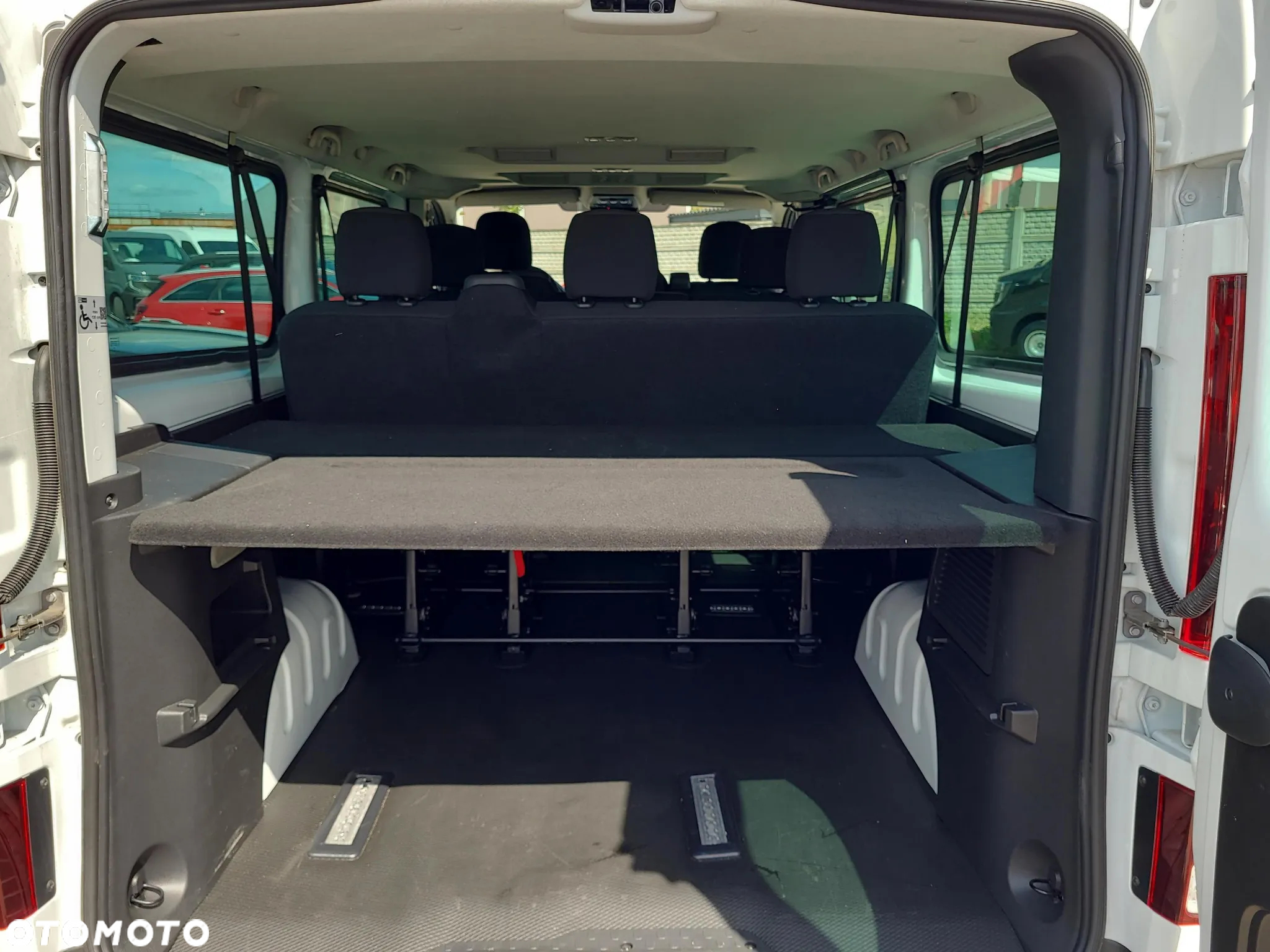 Renault Trafic Kombi 2.0 Blue dCi L2 Equilibre - 17