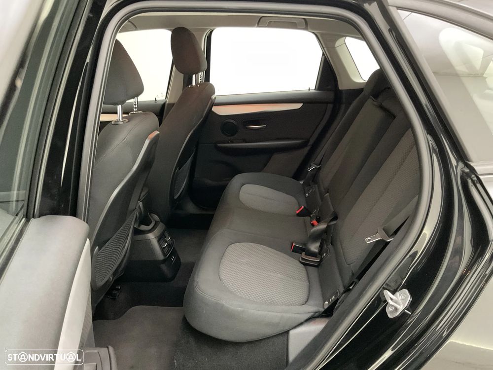 BMW 225xe Active Tourer Advantage - 22