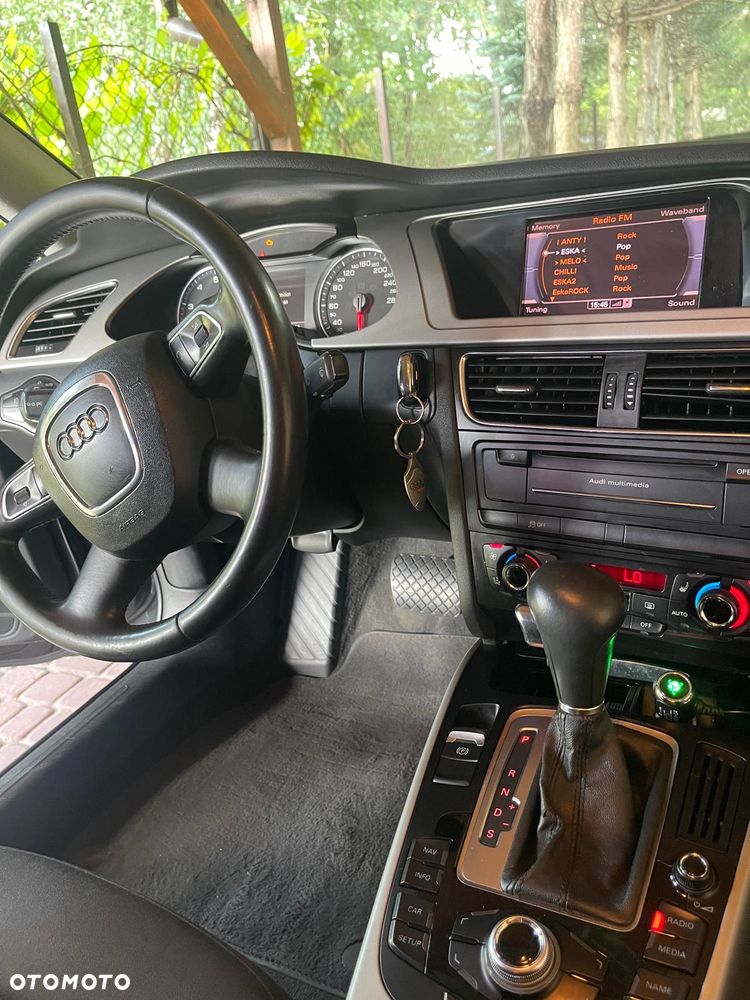 Audi A4 Limousine - 2