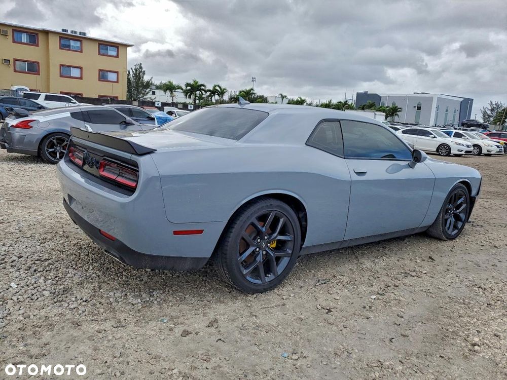 Dodge Challenger 2021 photo 5