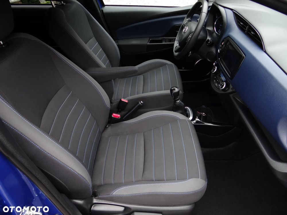 Toyota Yaris 1.5 Premium - 24