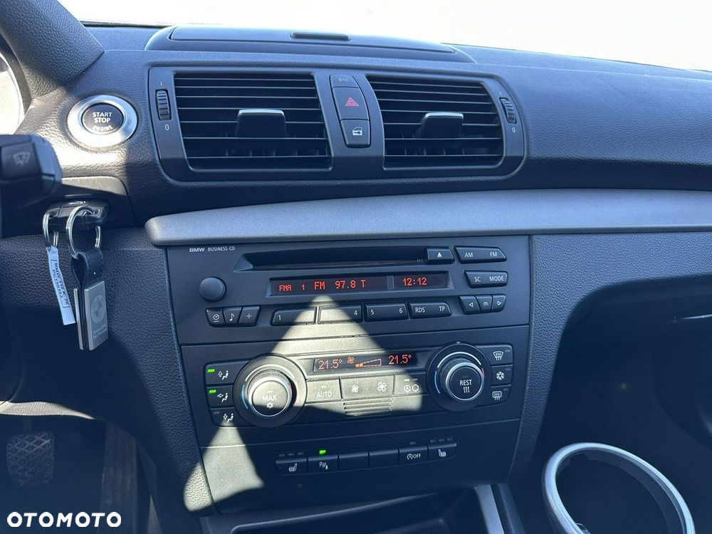 BMW Seria 1 118d - 17
