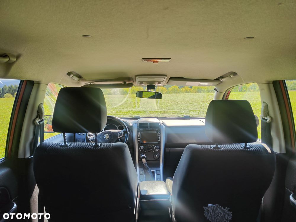 Suzuki Grand Vitara 2.4 De Luxe EU5 - 10