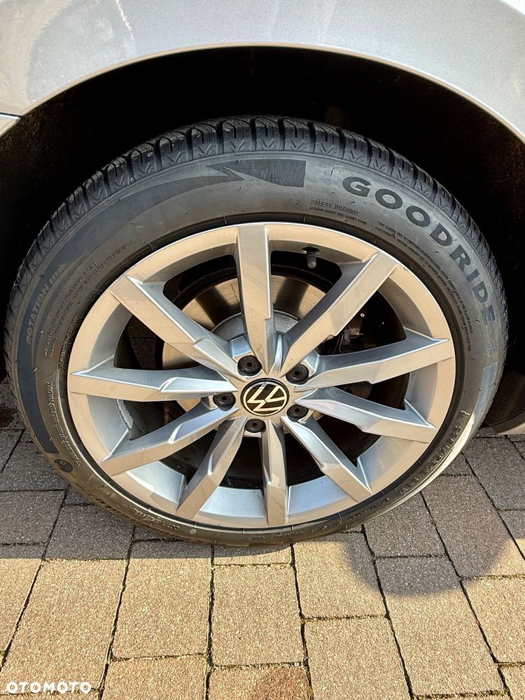 Volkswagen Passat 2.0 TSI Elegance DSG - 33