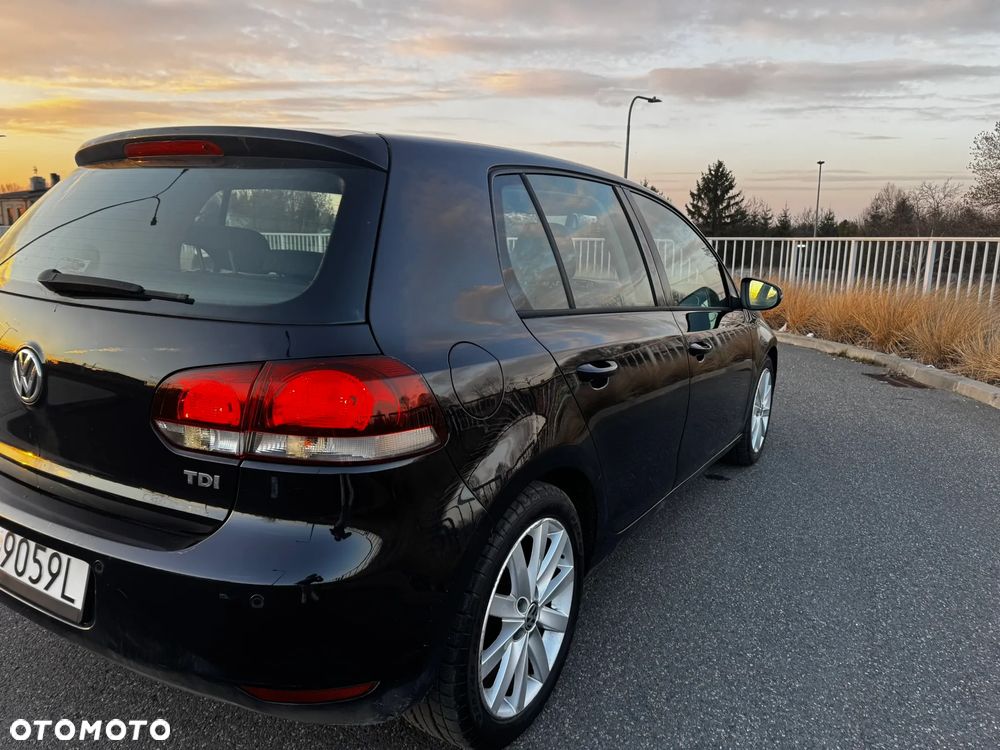 Volkswagen Golf 1.6 TDI DPF Highline - 7