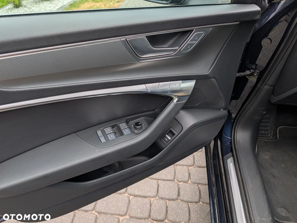 Audi A6 Avant 40 TDI quattro S tronic - 9