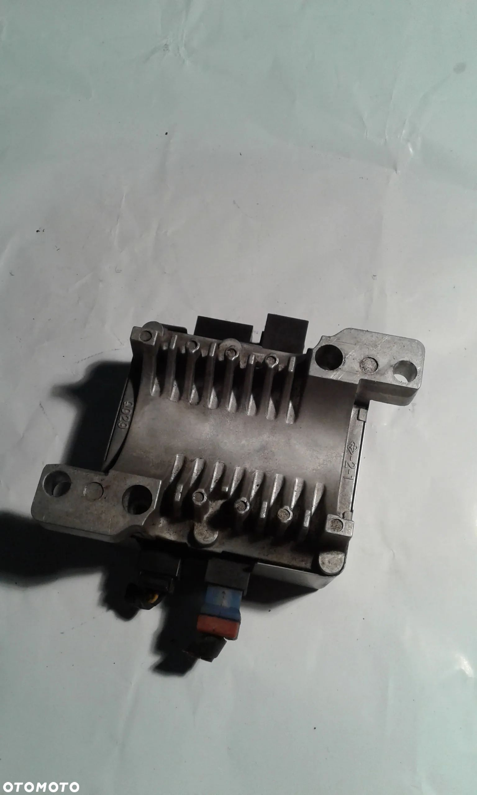 STEROWNIK MODUŁ WSPOMAGANIA OPEL CORSA C 13136672 - 1