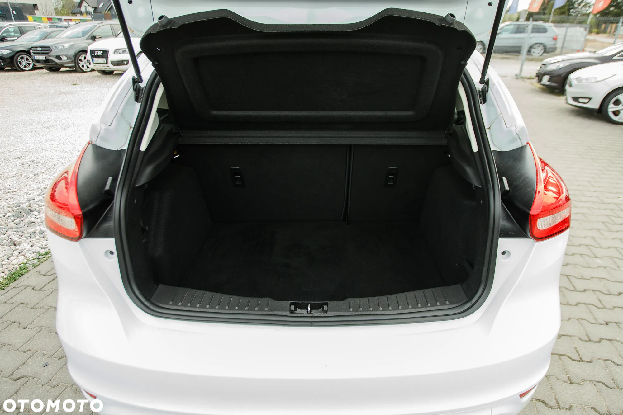 Ford Focus 1.0 EcoBoost Start-Stopp-System COOL&CONNECT DESIGN - 25
