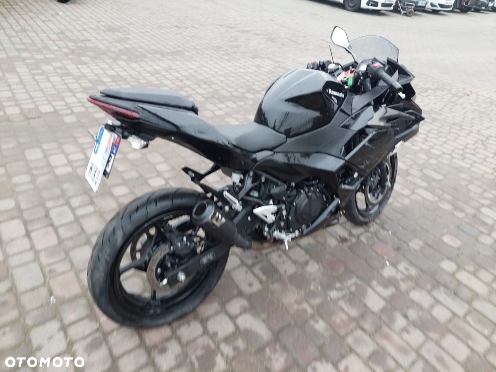 Kawasaki Ninja - 5