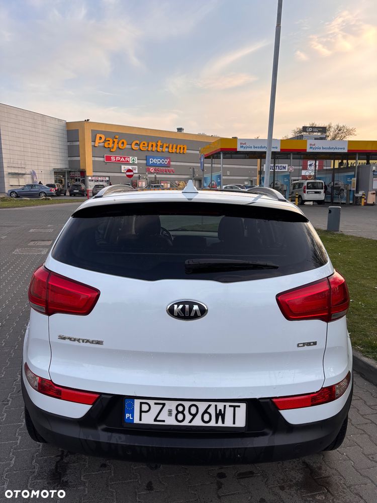 Kia Sportage 2.0 CRDI L AWD - 3