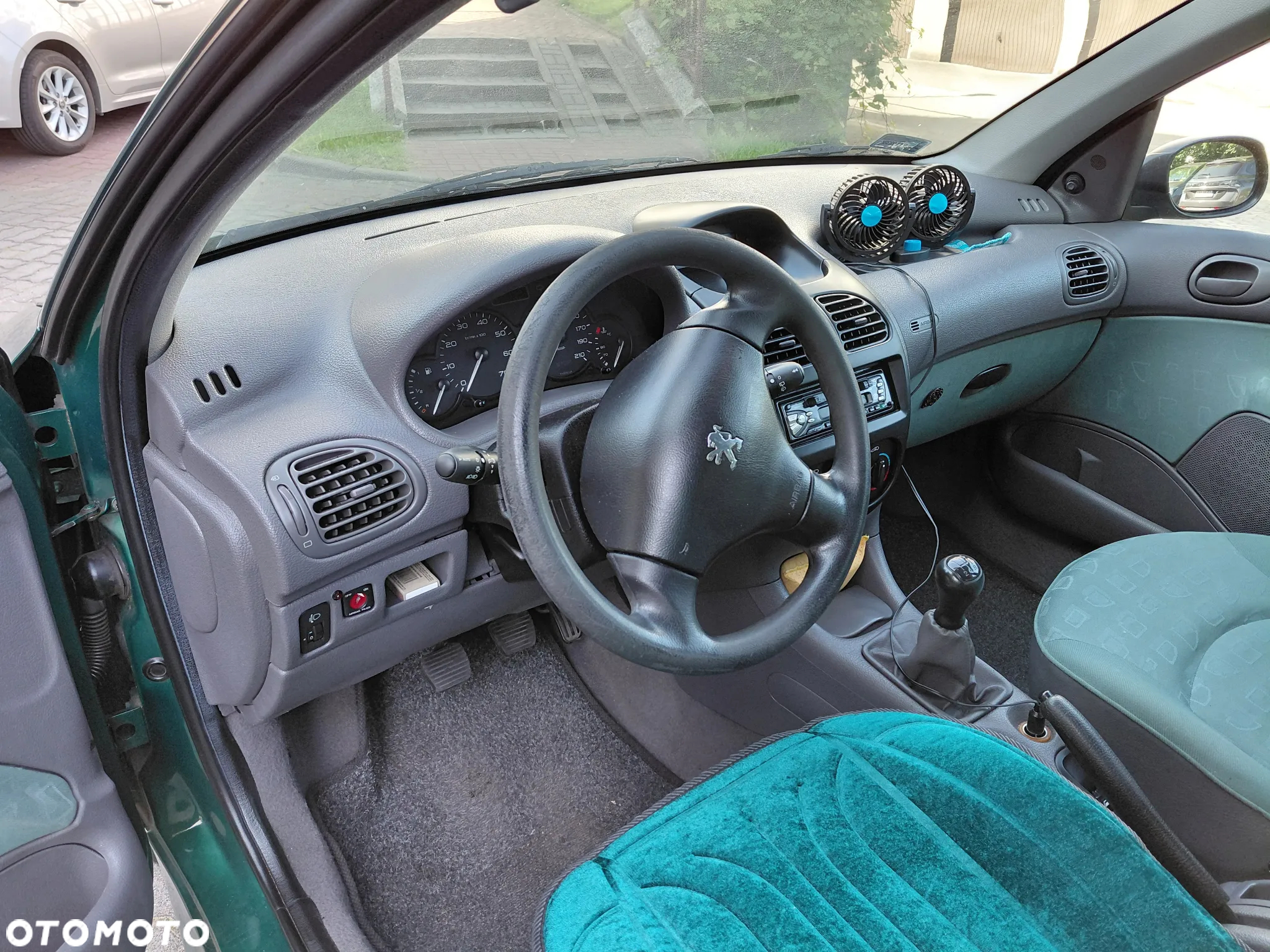 Peugeot 206 1.1 Color-Line - 11