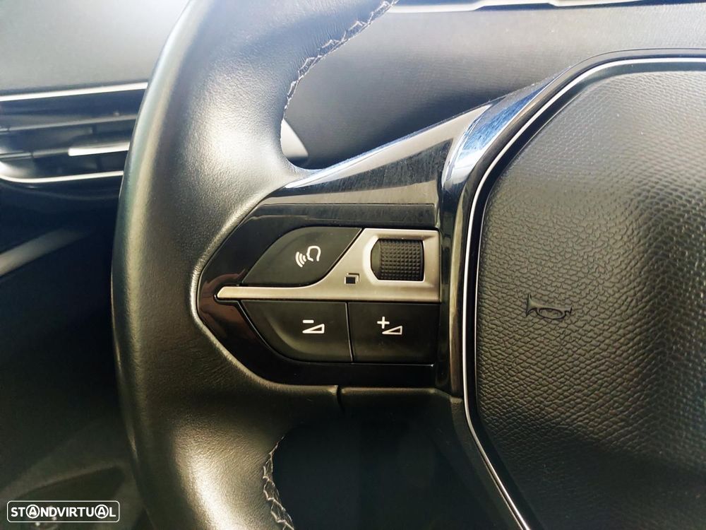 Peugeot 3008 1.5 BlueHDi Active - 26