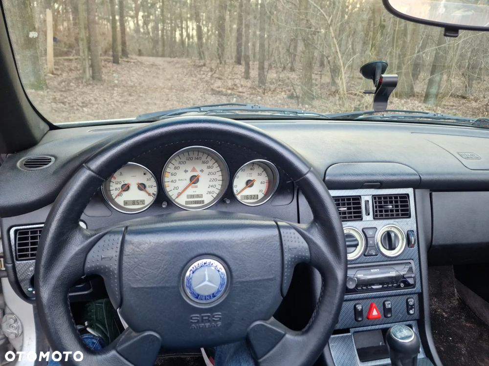 Mercedes-Benz SLK - 12