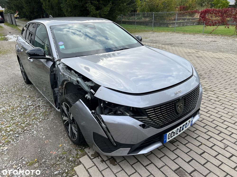 Peugeot 308 SW Hybrid 180 e-EAT8 Allure - 12