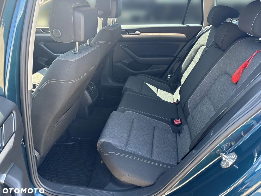 Volkswagen Passat 2.0 TDI EVO Business DSG - 12