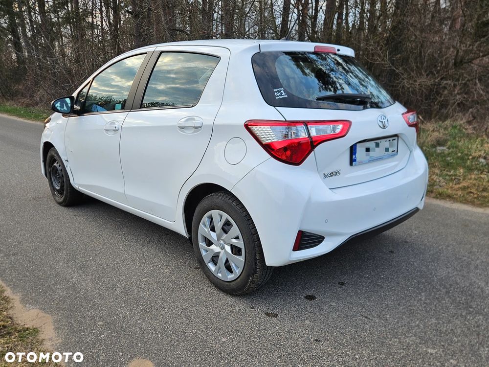 Toyota Yaris 1.5 Premium - 6