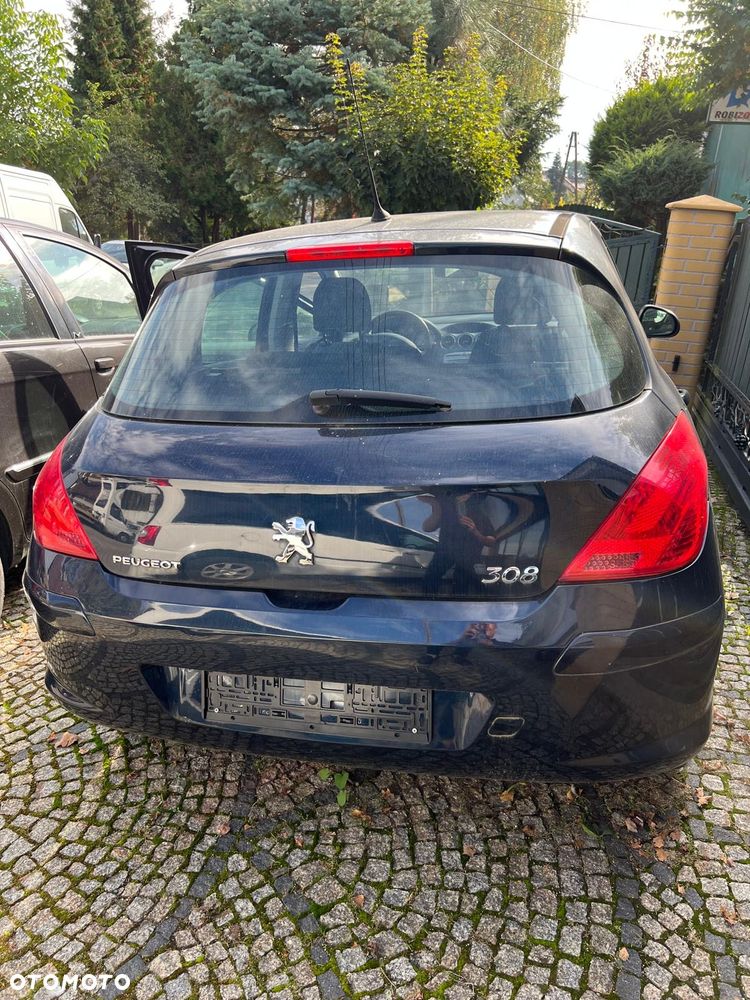 Peugeot 308 2008 photo 3