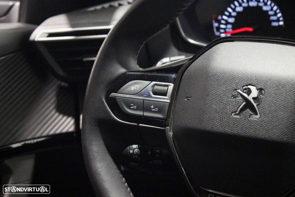 Peugeot 2008 1.5 BlueHDi Allure EAT8 - 15