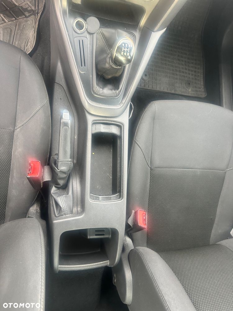 Ford Focus - 14
