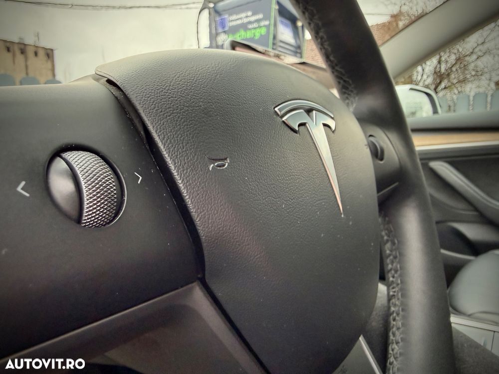 Tesla Model 3 Langstreckenbatterie Allradantrieb Dual Motor Performance - 15