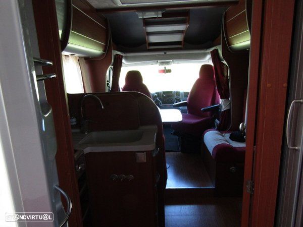 McLouis Tandy 672 Cama central - 46