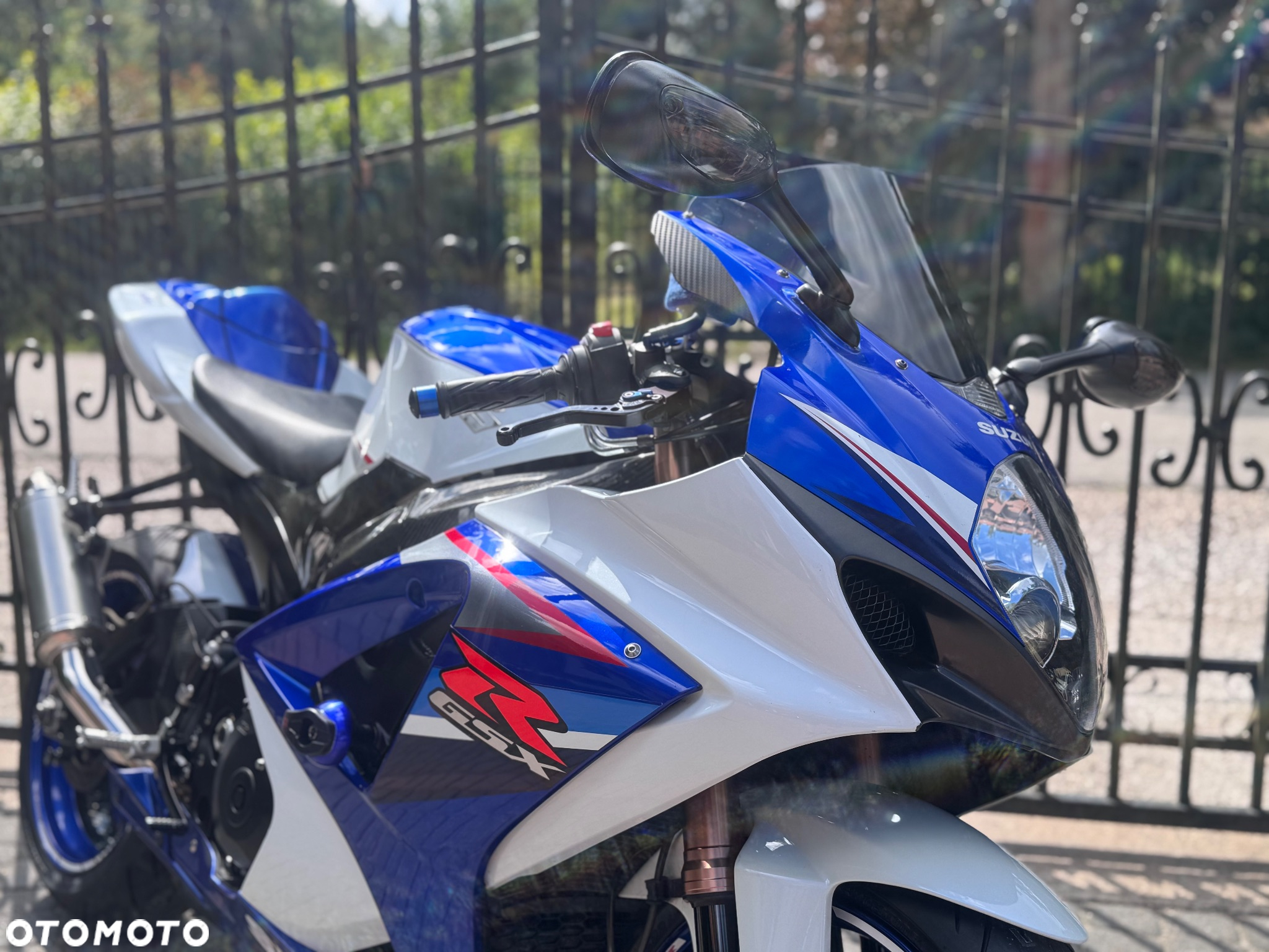 Suzuki GSX-R - 11