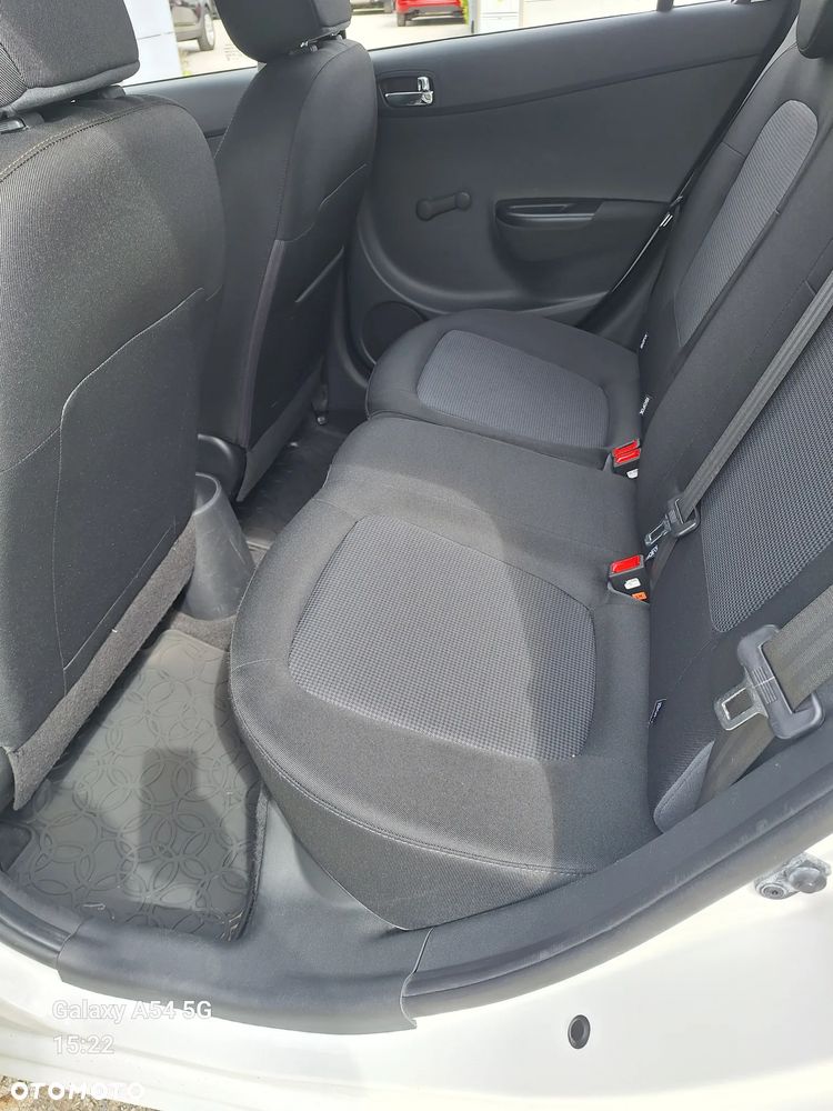 Hyundai i20 1.25 Comfort - 12