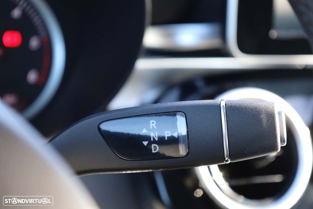 Mercedes-Benz C 180 BlueTEC Avantgarde Aut. - 25