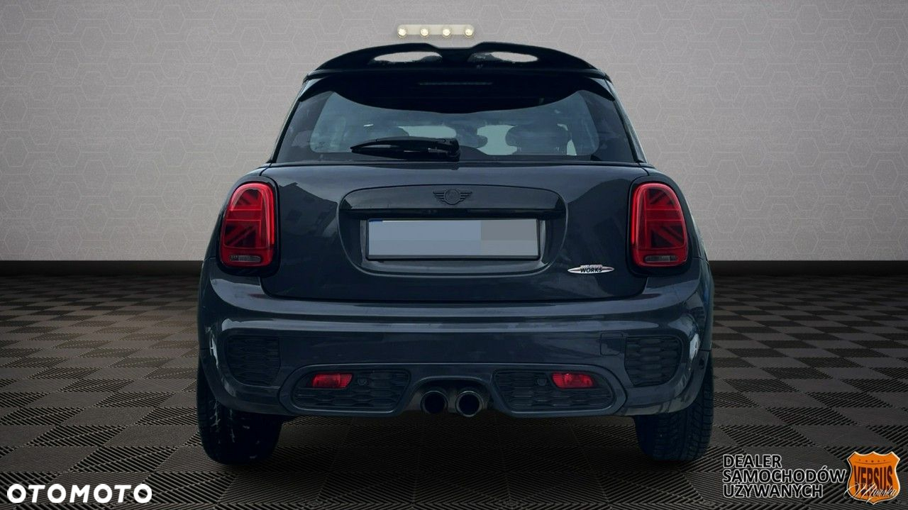 MINI John Cooper Works - 5