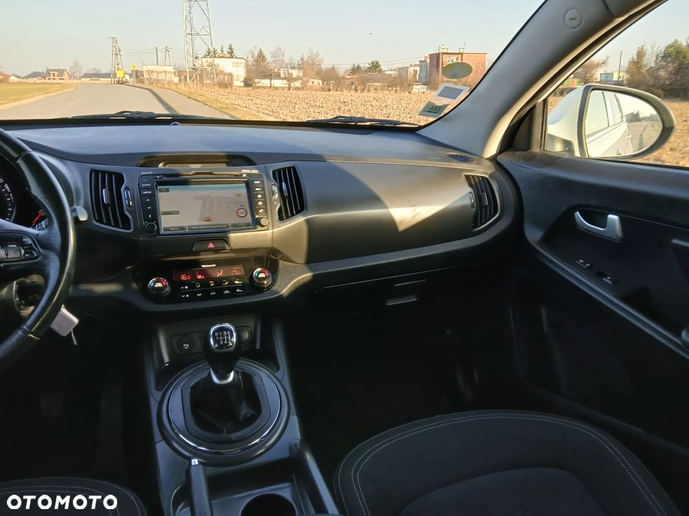 Kia Sportage 1.7 CRDI 2WD ISG Dream-Team Edition - 36