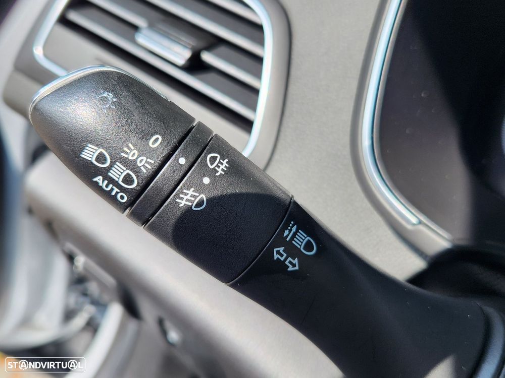 Renault Mégane Grand Coupe 1.5 Blue dCi Executive - 19