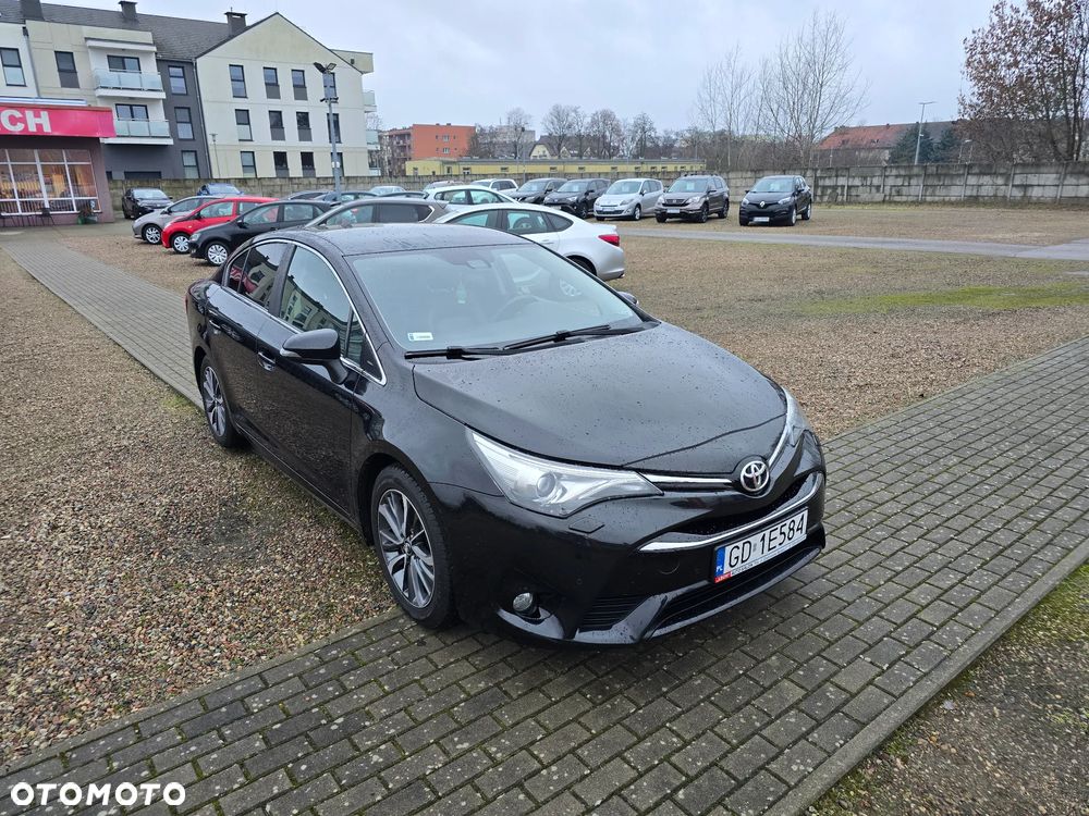 Toyota Avensis 2.0 Prestige NAVI MS - 4