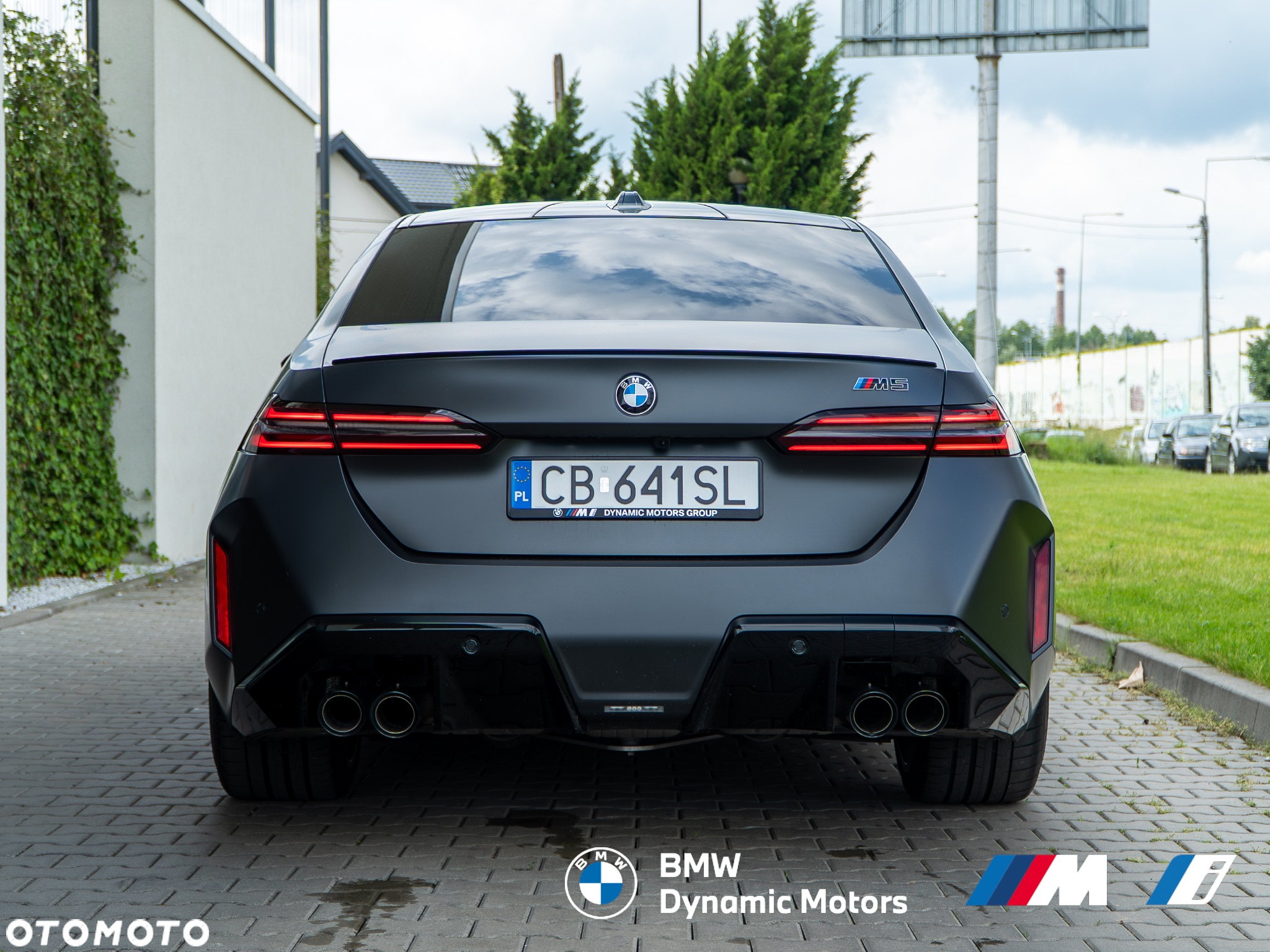 BMW M5 xDrive - 5