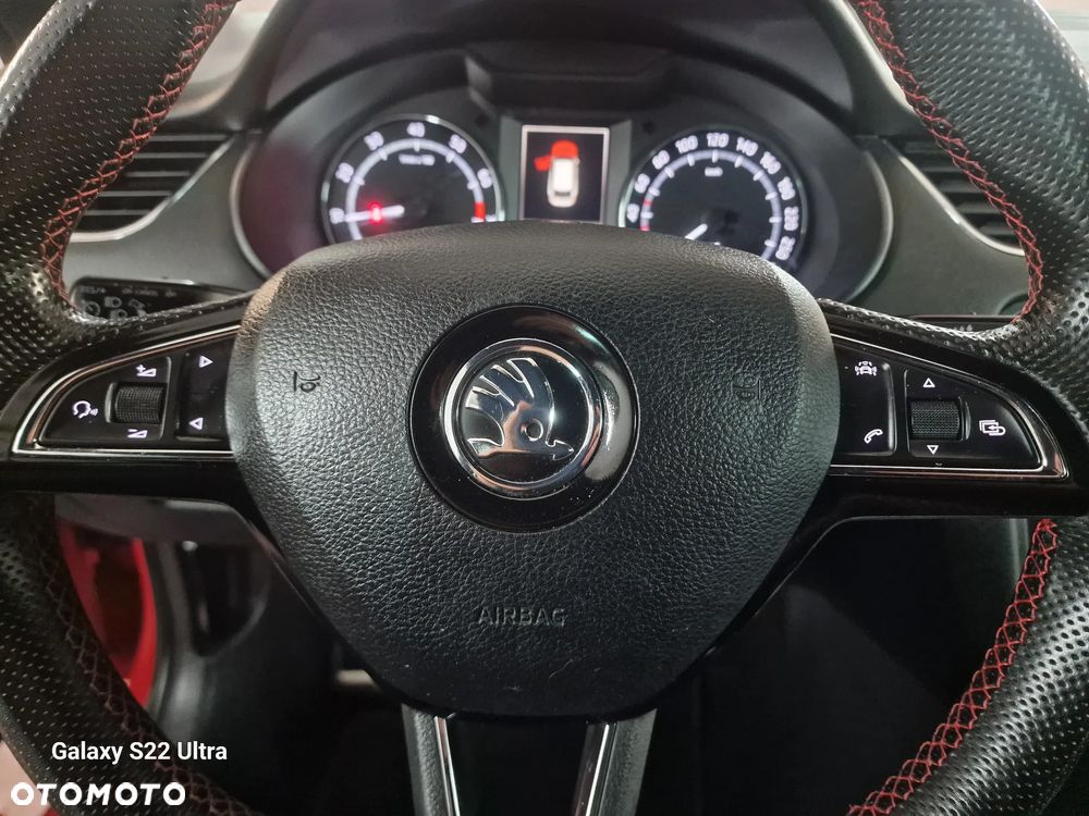 Skoda Octavia 2.0 TSI RS - 26