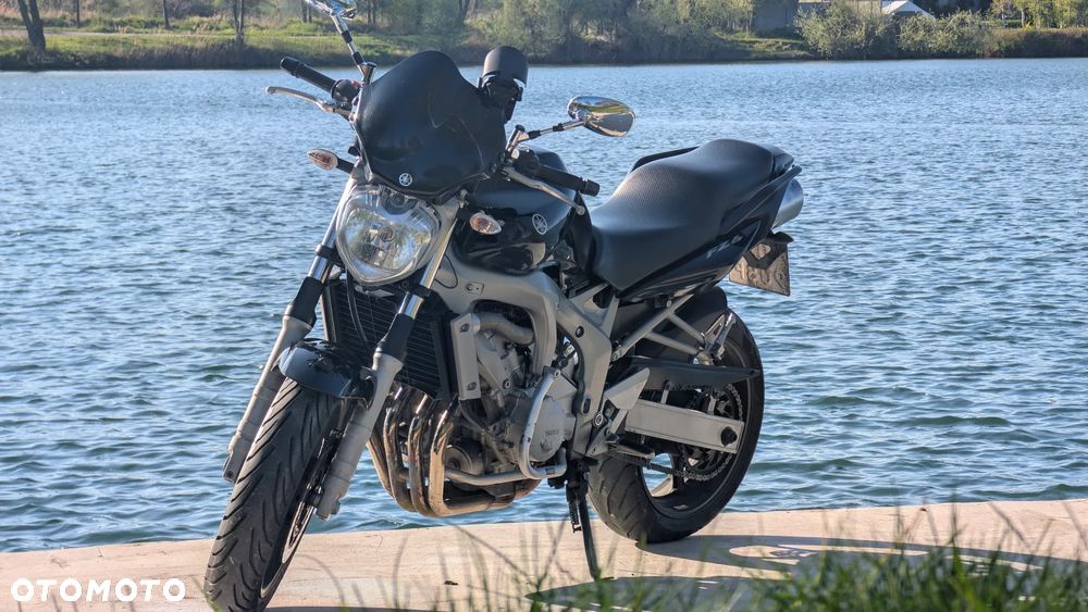 Yamaha FZ6 - 3