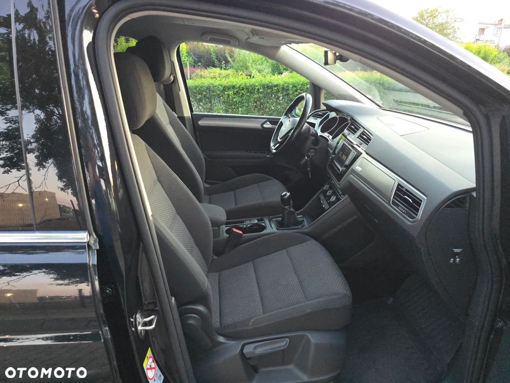 Volkswagen Touran 1.6 TDI BMT SCR Comfortline - 15